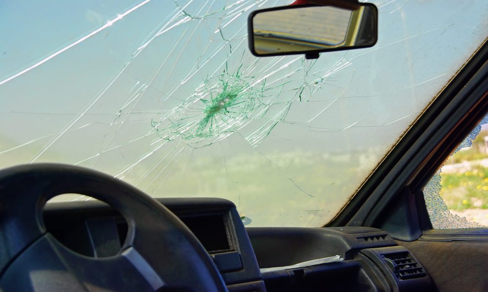 Which Windshield Cracks Need Replacement and Which Don’t